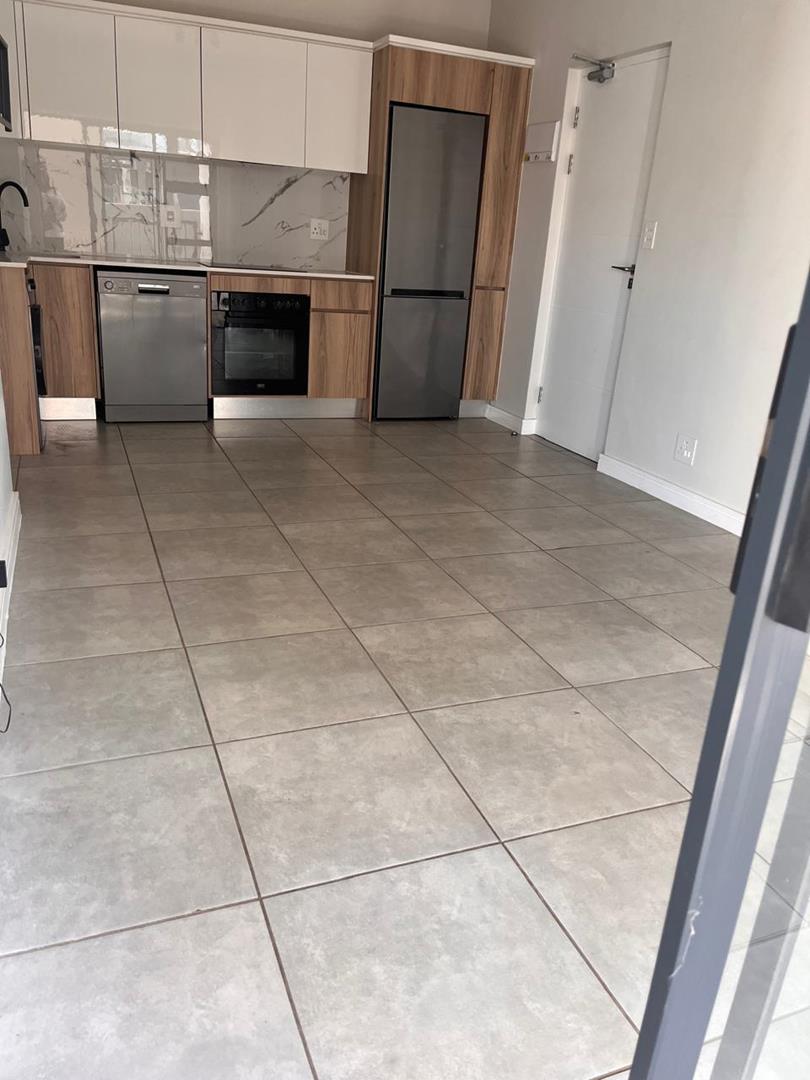 1 Bedroom Property for Sale in Waterfall Gauteng