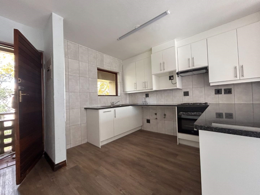 1 Bedroom Property for Sale in New Market Gauteng