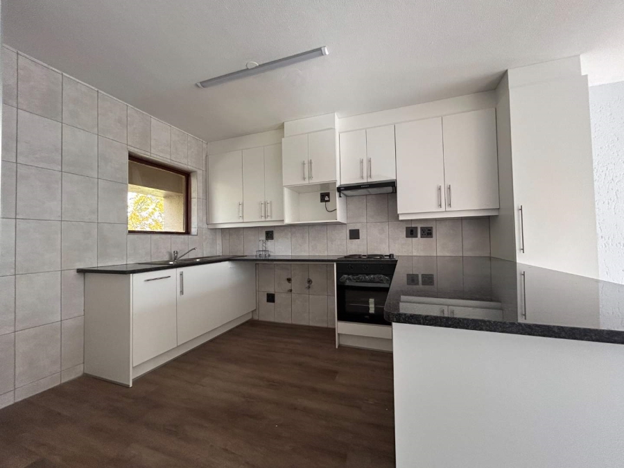 1 Bedroom Property for Sale in New Market Gauteng