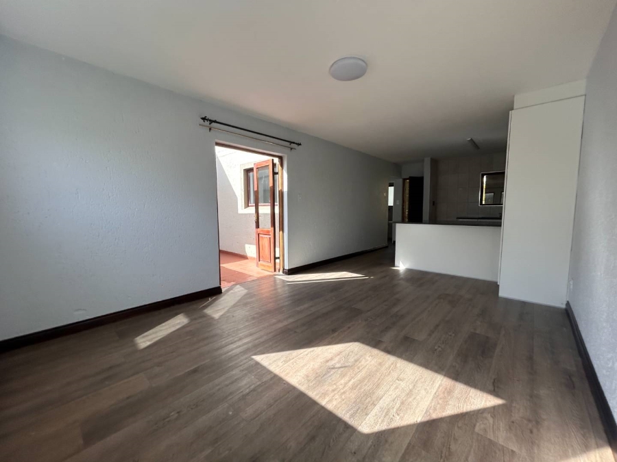 1 Bedroom Property for Sale in New Market Gauteng