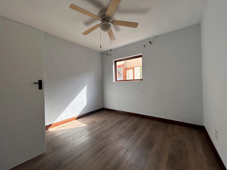 1 Bedroom Property for Sale in New Market Gauteng