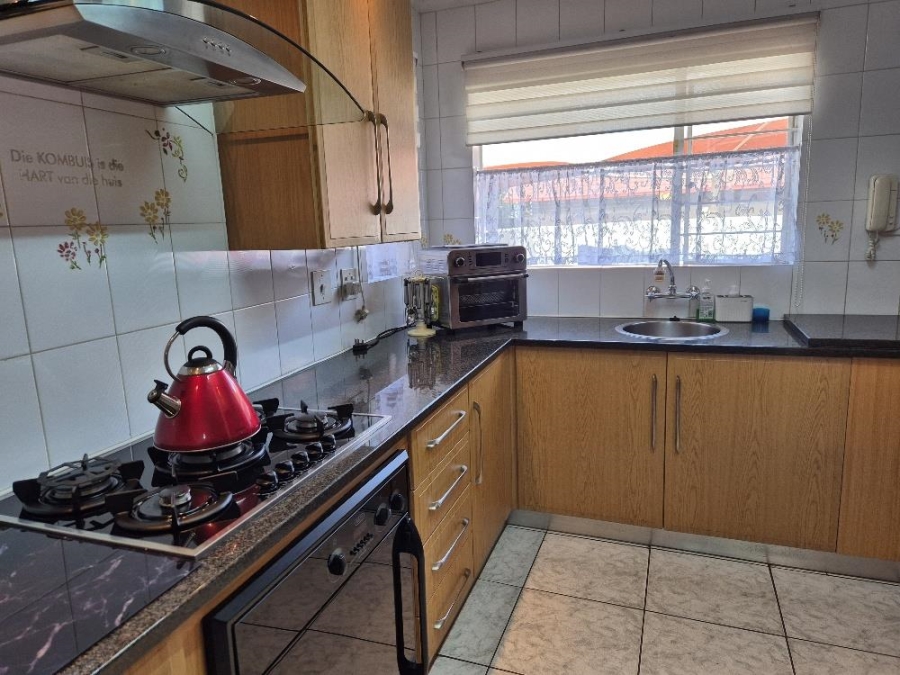 5 Bedroom Property for Sale in Sunward Park Gauteng