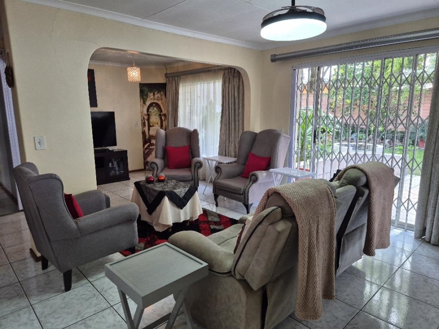 5 Bedroom Property for Sale in Sunward Park Gauteng