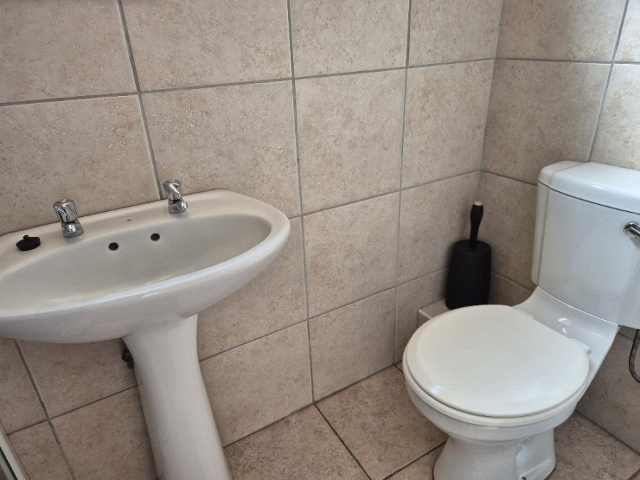 5 Bedroom Property for Sale in Sunward Park Gauteng