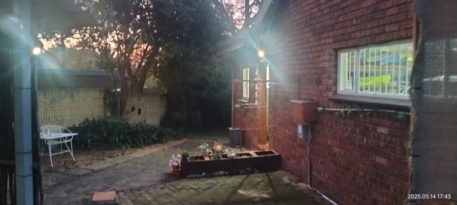 5 Bedroom Property for Sale in Wierdapark Gauteng