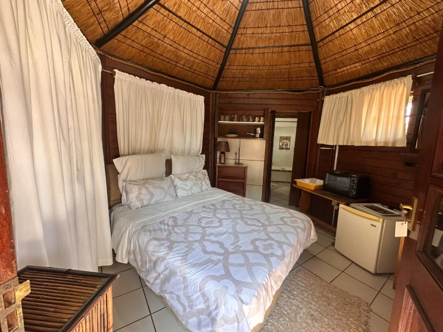 6 Bedroom Property for Sale in Quellerina Gauteng