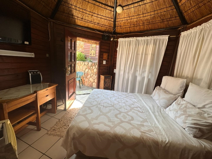 6 Bedroom Property for Sale in Quellerina Gauteng
