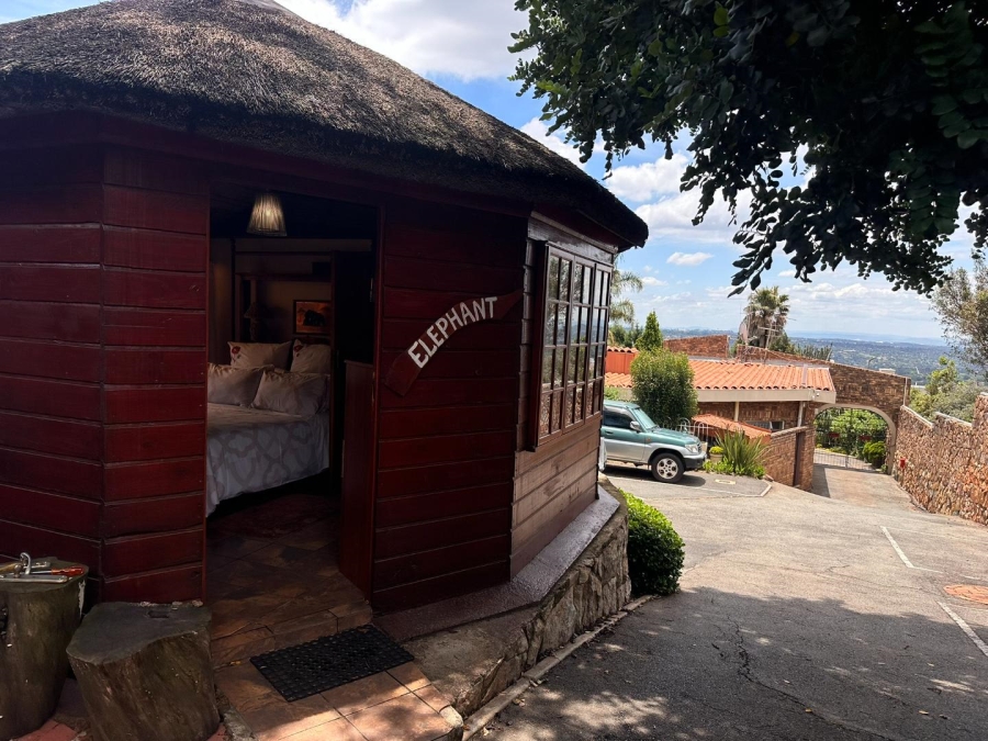 6 Bedroom Property for Sale in Quellerina Gauteng