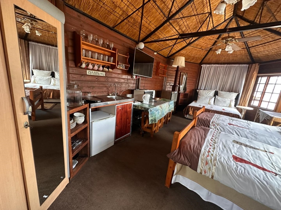 6 Bedroom Property for Sale in Quellerina Gauteng