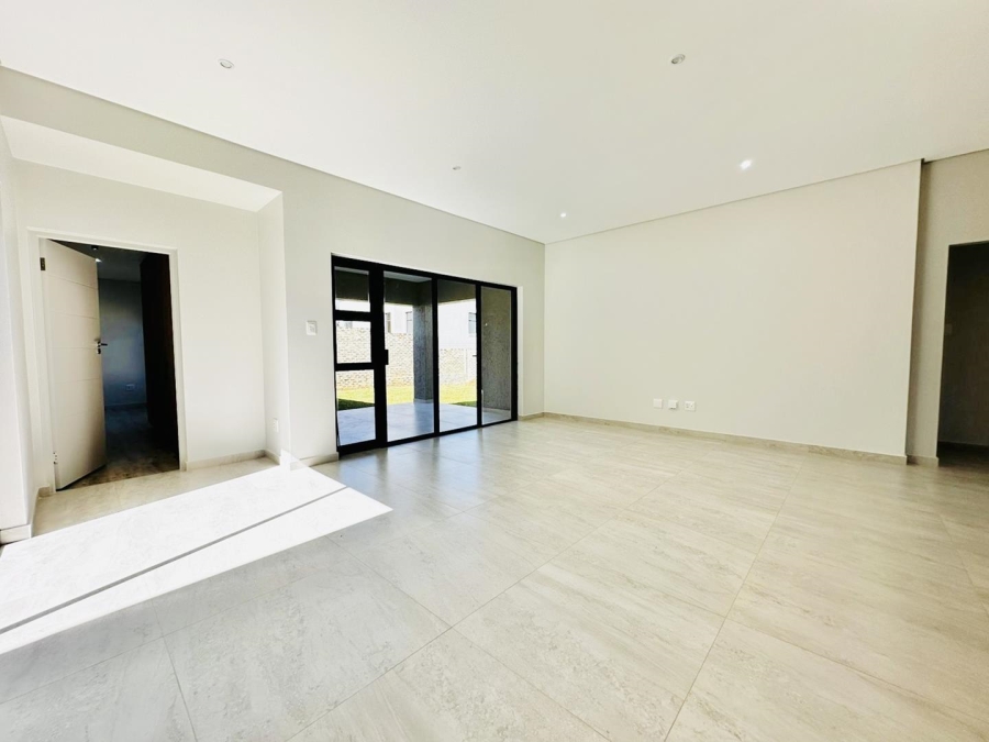 3 Bedroom Property for Sale in Blue Hills Gauteng