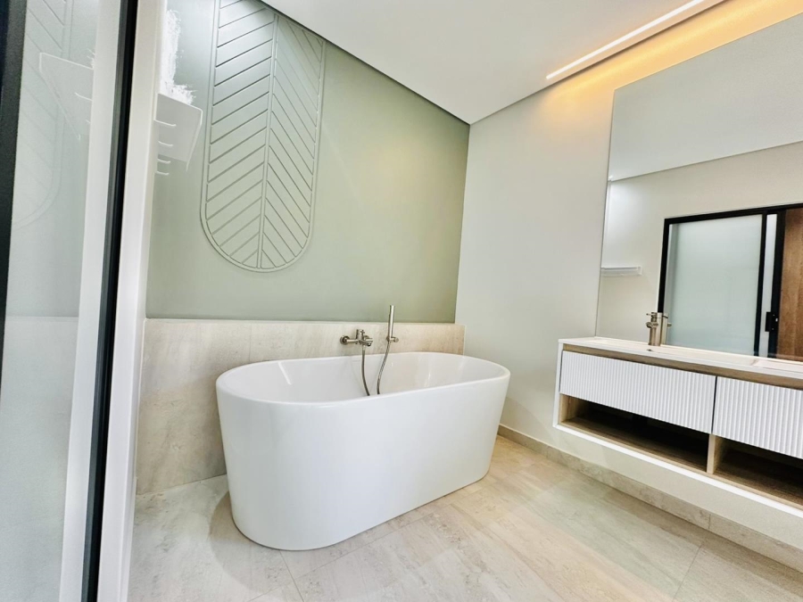 3 Bedroom Property for Sale in Blue Hills Gauteng