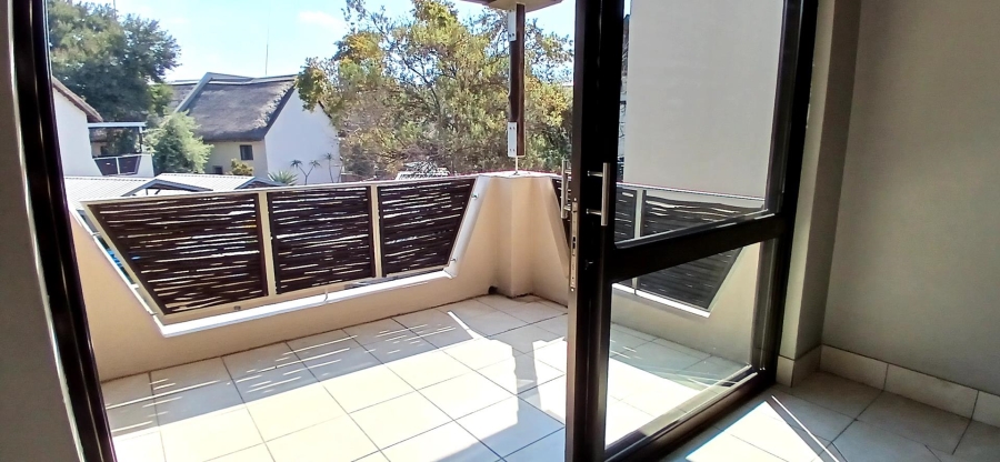To Let 1 Bedroom Property for Rent in Douglasdale Gauteng