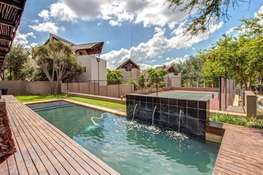To Let 1 Bedroom Property for Rent in Douglasdale Gauteng