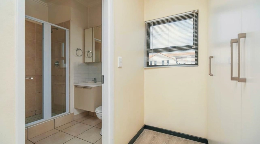 1 Bedroom Property for Sale in Craigavon Gauteng