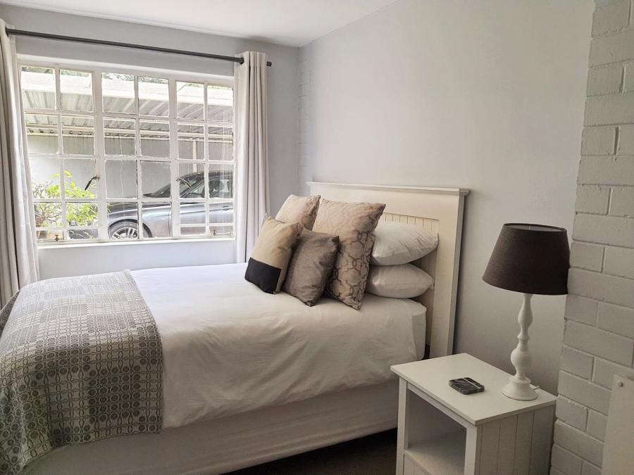 5 Bedroom Property for Sale in Franklin Roosevelt Park Gauteng