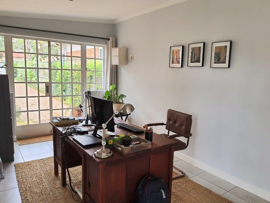 5 Bedroom Property for Sale in Franklin Roosevelt Park Gauteng