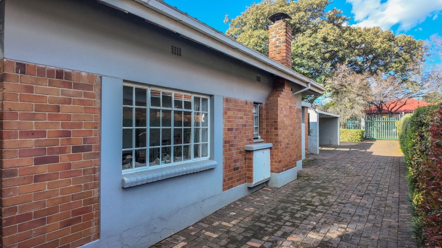5 Bedroom Property for Sale in Franklin Roosevelt Park Gauteng