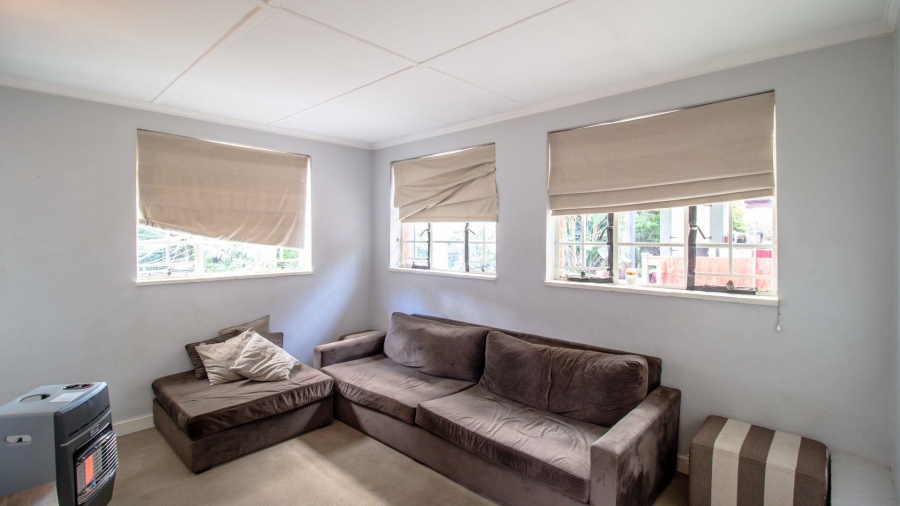 5 Bedroom Property for Sale in Franklin Roosevelt Park Gauteng