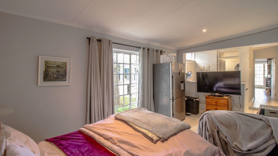 5 Bedroom Property for Sale in Franklin Roosevelt Park Gauteng