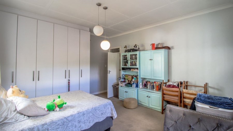 5 Bedroom Property for Sale in Franklin Roosevelt Park Gauteng