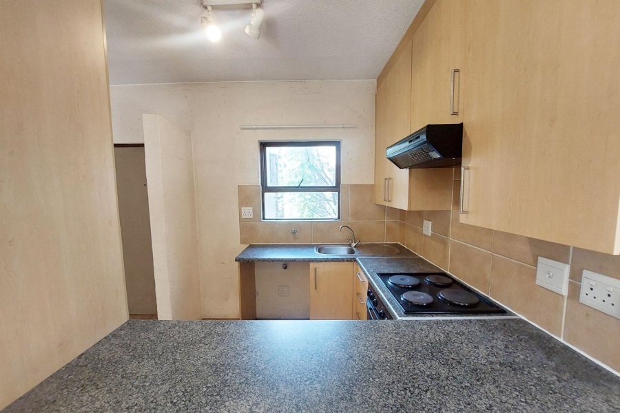 To Let 1 Bedroom Property for Rent in Lonehill Gauteng