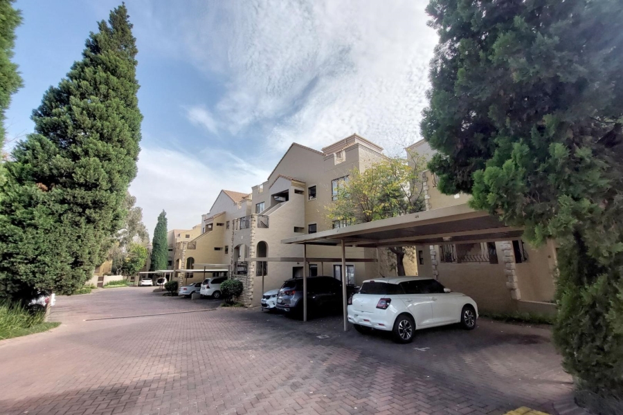 To Let 1 Bedroom Property for Rent in Lonehill Gauteng