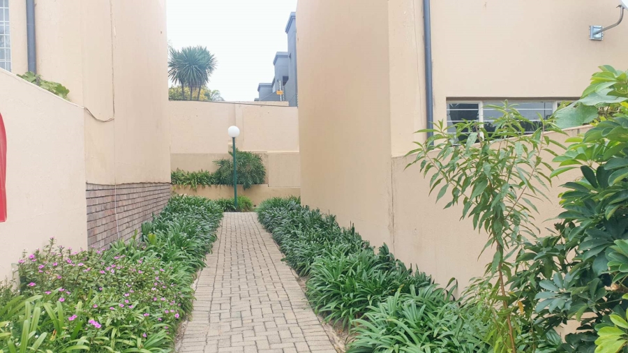 2 Bedroom Property for Sale in Ferndale Gauteng
