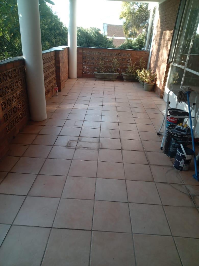 To Let 2 Bedroom Property for Rent in Blairgowrie Gauteng