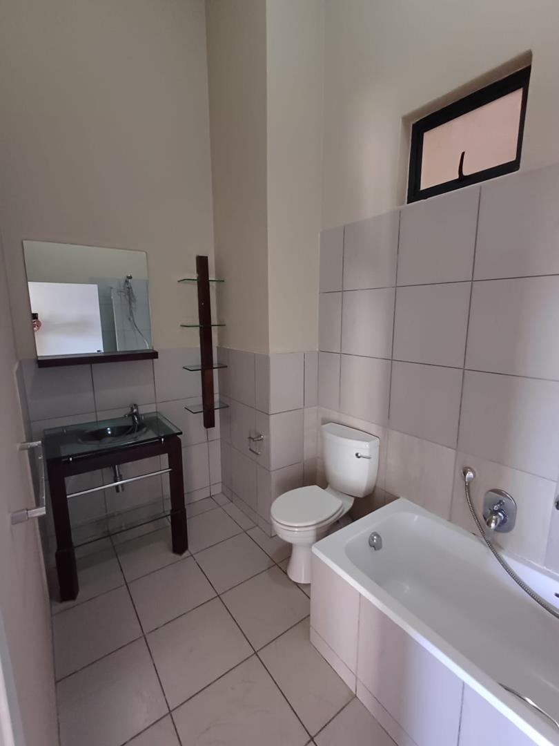 To Let 1 Bedroom Property for Rent in Jackal Creek Golf Estate Gauteng