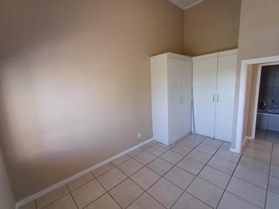 To Let 1 Bedroom Property for Rent in Jackal Creek Golf Estate Gauteng