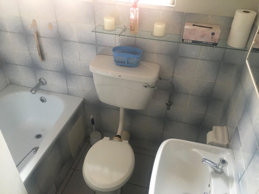 7 Bedroom Property for Sale in The Reeds Gauteng