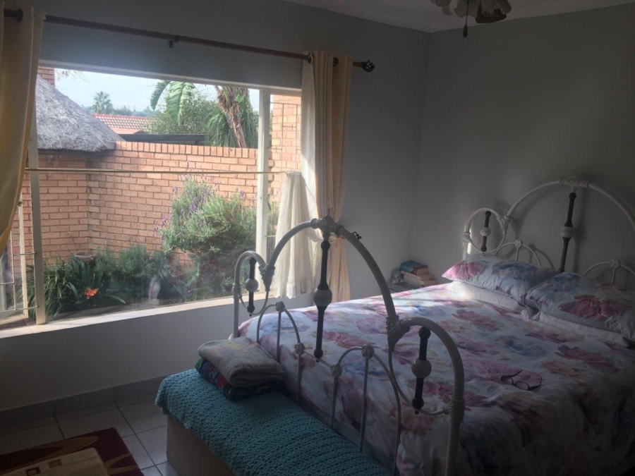 7 Bedroom Property for Sale in The Reeds Gauteng