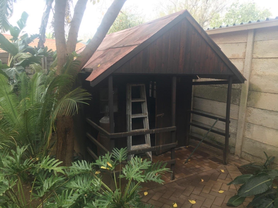 7 Bedroom Property for Sale in The Reeds Gauteng