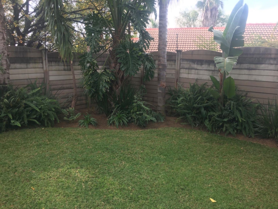 7 Bedroom Property for Sale in The Reeds Gauteng