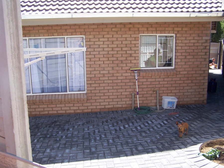 7 Bedroom Property for Sale in The Reeds Gauteng