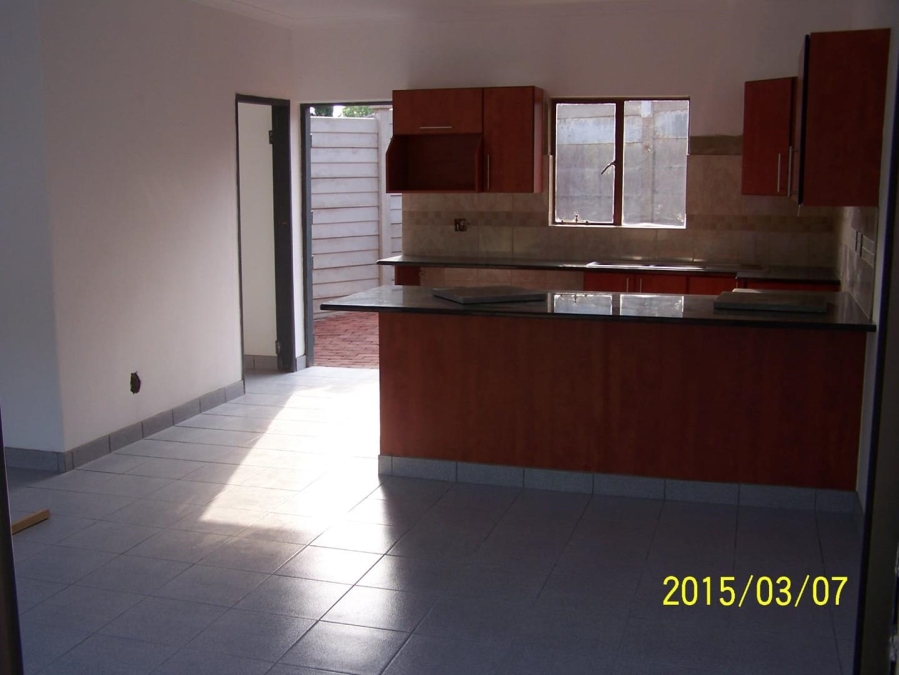 7 Bedroom Property for Sale in The Reeds Gauteng