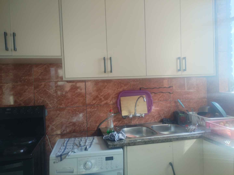 2 Bedroom Property for Sale in Silverton Gauteng