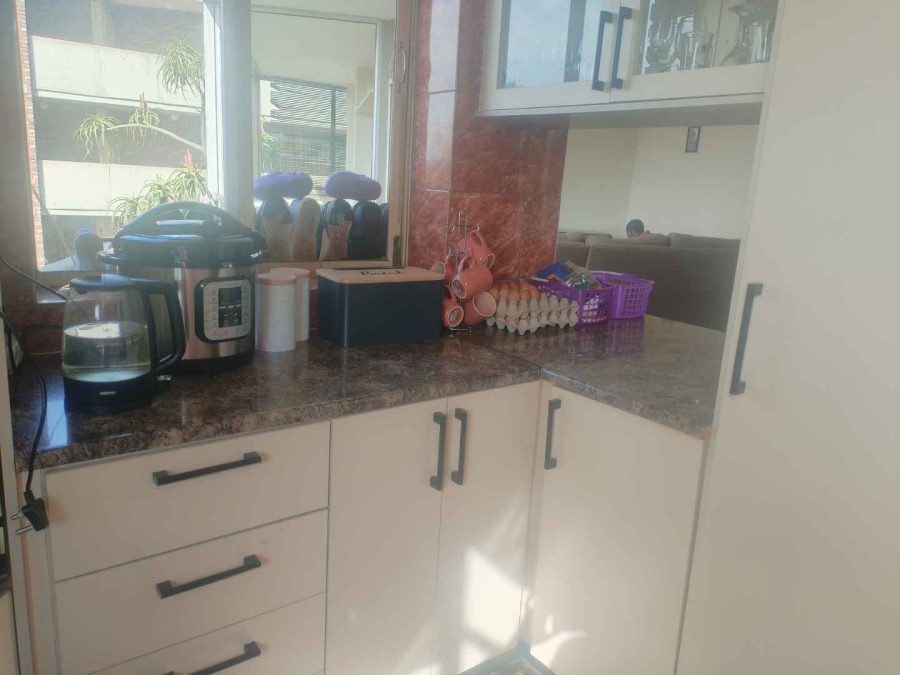 2 Bedroom Property for Sale in Silverton Gauteng