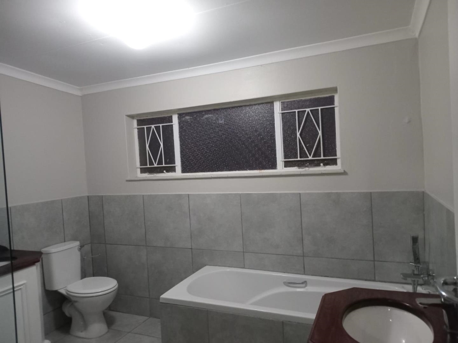 5 Bedroom Property for Sale in Silverton Gauteng