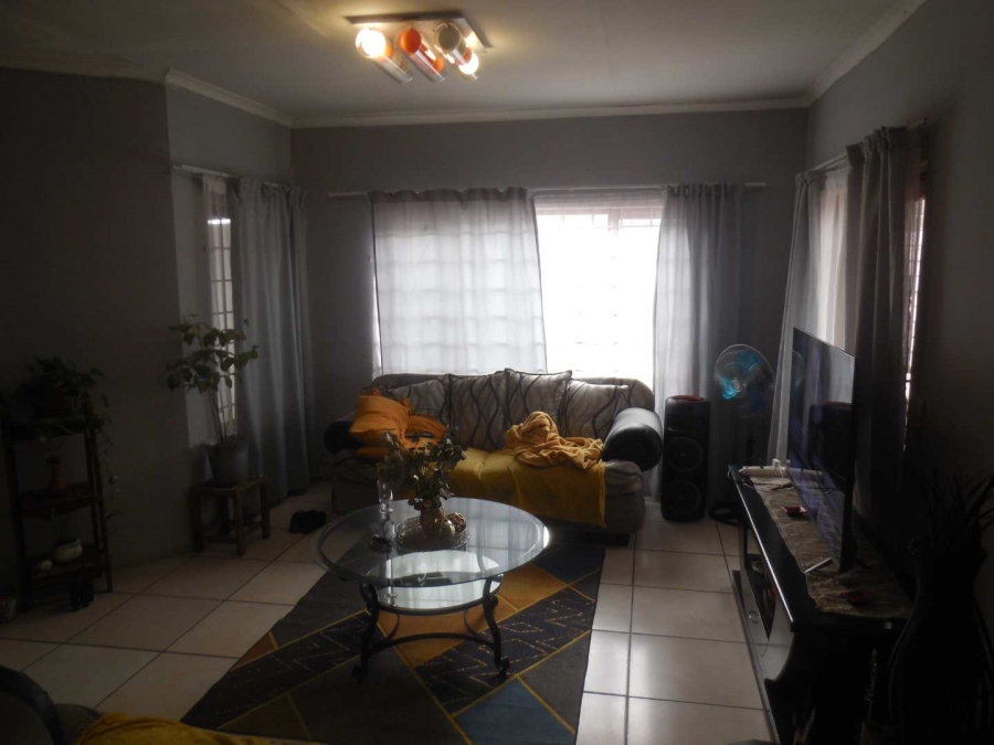 To Let 2 Bedroom Property for Rent in Eersterust Gauteng