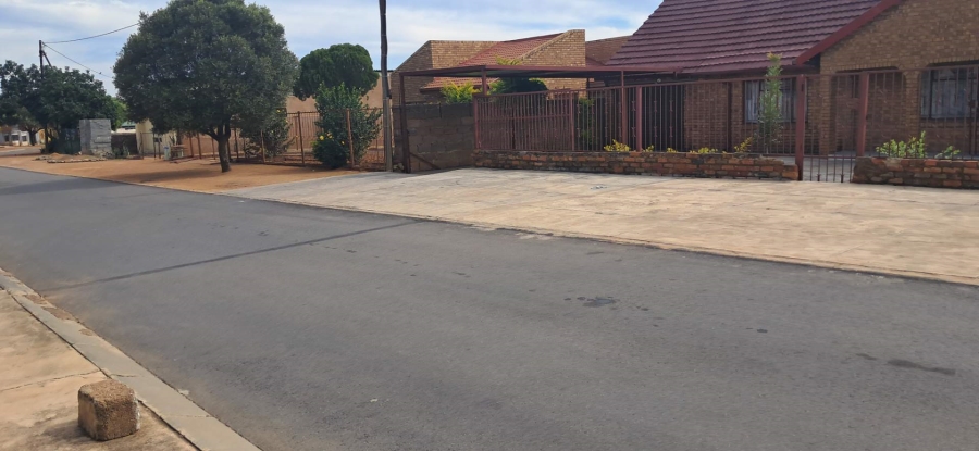3 Bedroom Property for Sale in Soshanguve AA Gauteng