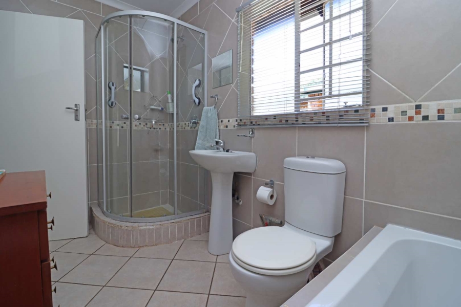 2 Bedroom Property for Sale in Moreleta Park Gauteng