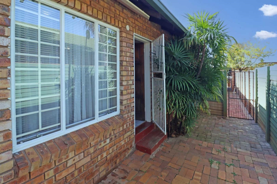 2 Bedroom Property for Sale in Moreleta Park Gauteng