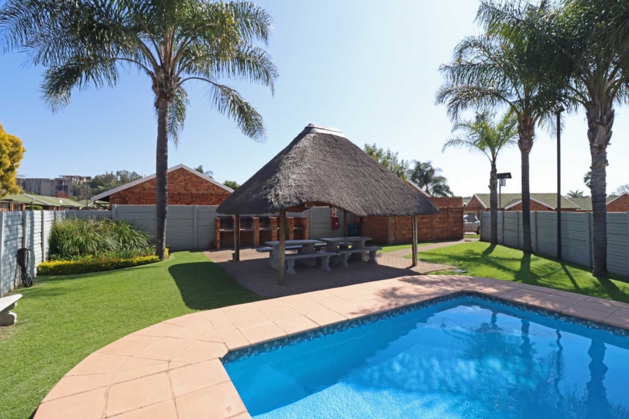 2 Bedroom Property for Sale in Moreleta Park Gauteng
