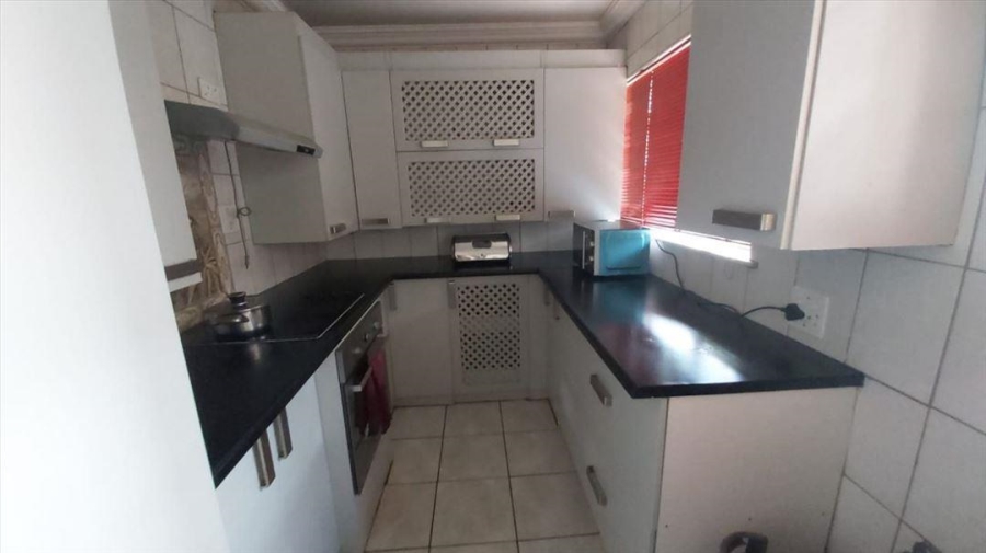 3 Bedroom Property for Sale in Birchleigh North Gauteng