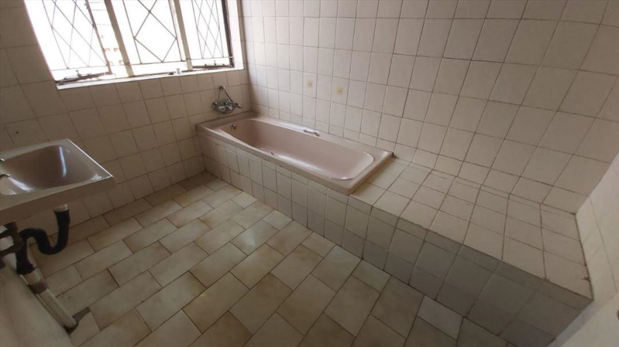 3 Bedroom Property for Sale in Birchleigh North Gauteng