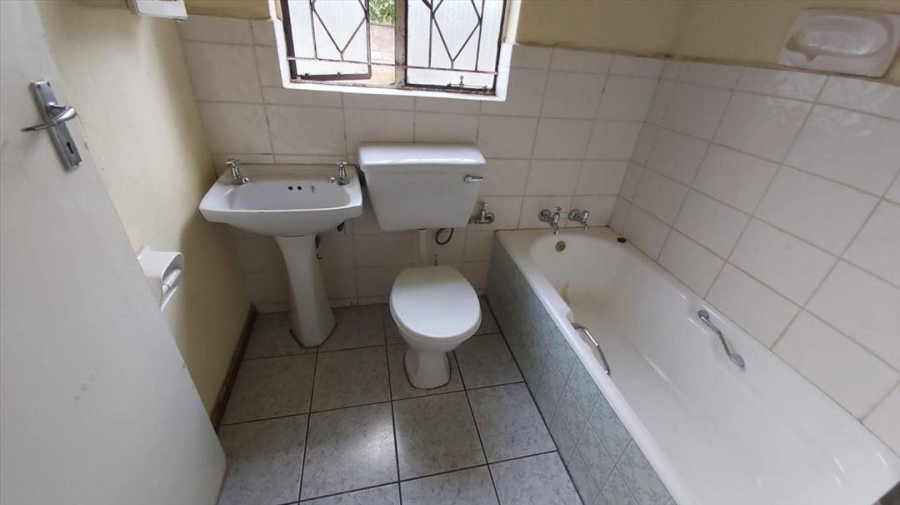 3 Bedroom Property for Sale in Birchleigh North Gauteng