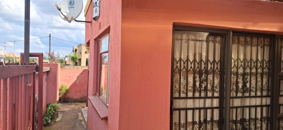 2 Bedroom Property for Sale in Orange Farm Gauteng