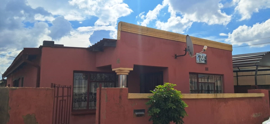 2 Bedroom Property for Sale in Orange Farm Gauteng
