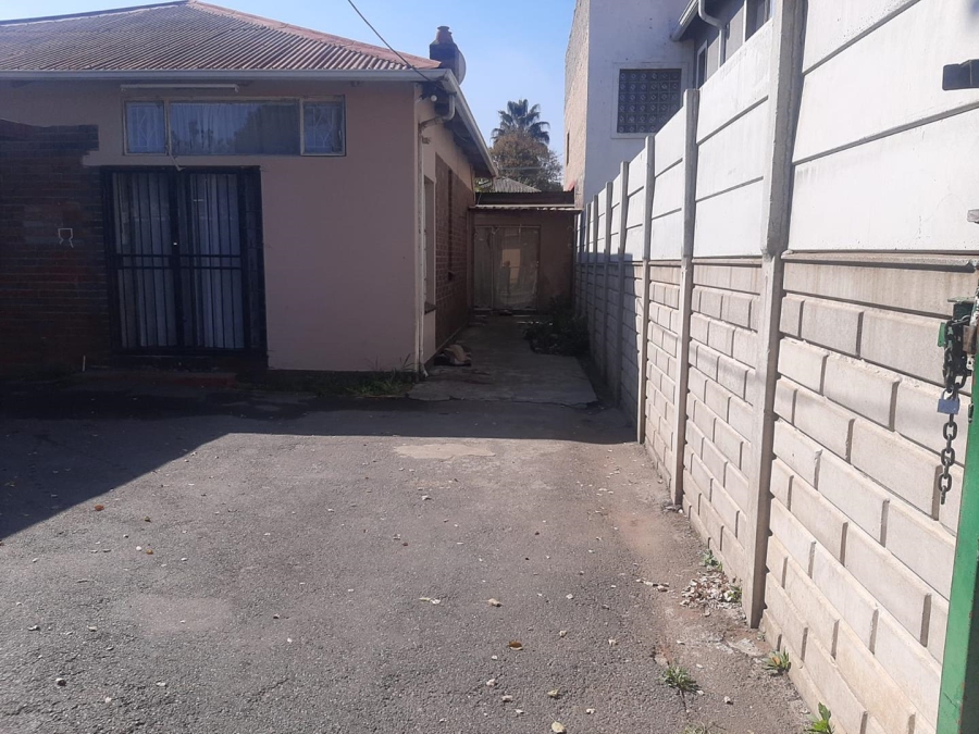 4 Bedroom Property for Sale in Glenesk Gauteng